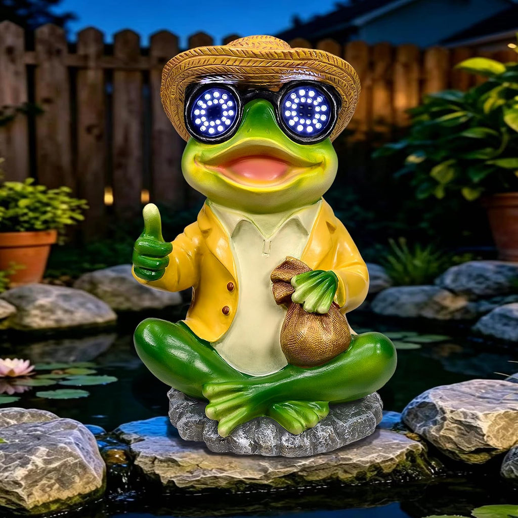Solar Frog Statue with Blinking LED Eyes, Solar Powered Garden Decor