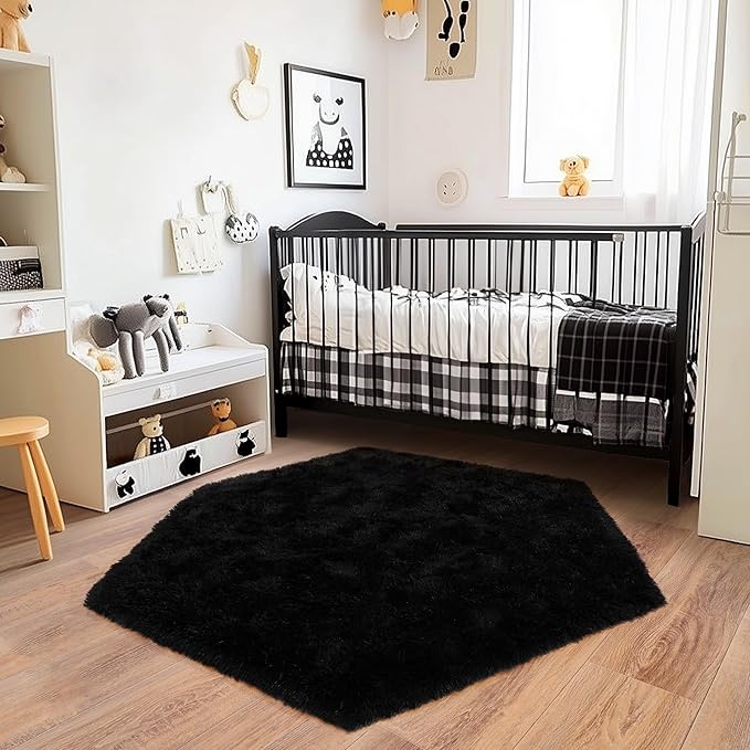 4x4.6 Feet Black Hexagon Rugs for Bedroom, Ultra Soft Fluffy Hexagon Area Rug by Quntue