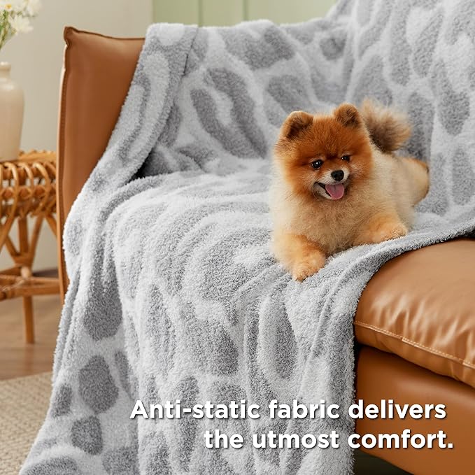 Bedsure Leopard Throw Blanket for Couch, Knit Fall Blanket - Image 4