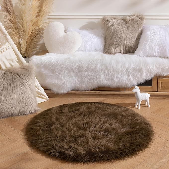 Ashler Faux Fur Rug - Image 2