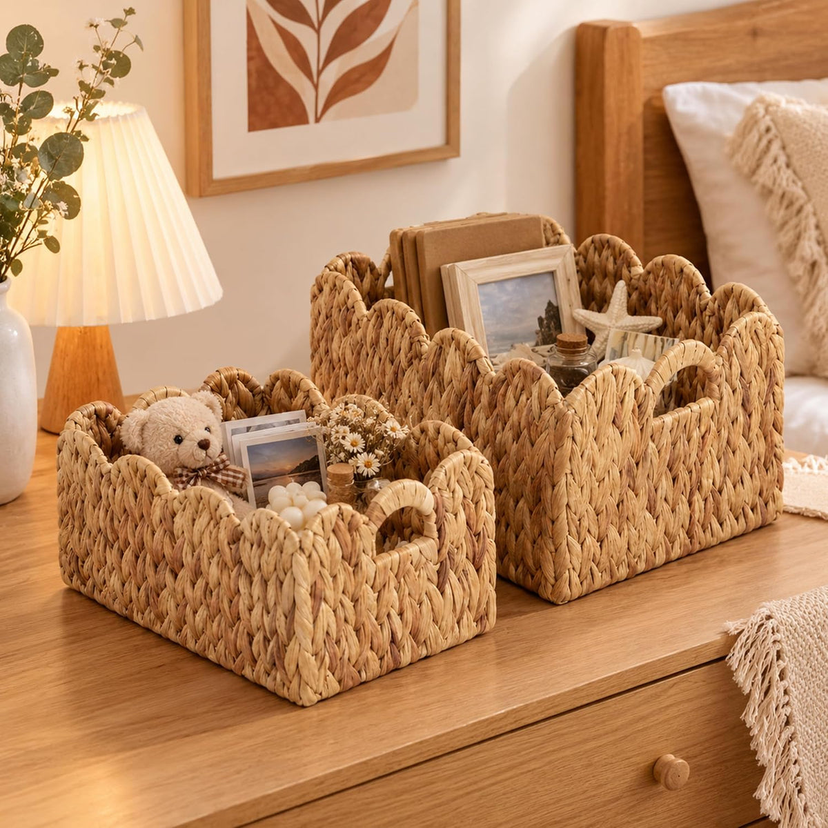 Set of 2 Scalloped Edge Wicker Storage Basket with Built-in Handles