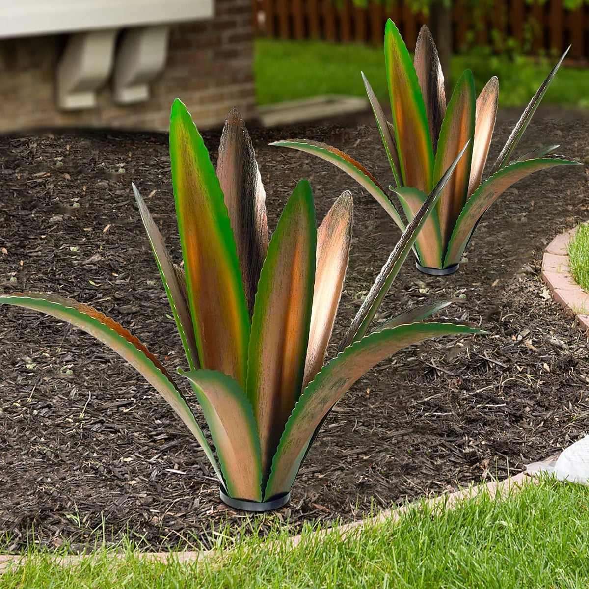 TOMBABY Enlarge Thickened Wind Resistant Metal Agave Garden Art Plant Country Sculpture Statue Outdoor Decoration Courtyard Lawn Ornament Gift (12 Leaves Green 1 pcs)