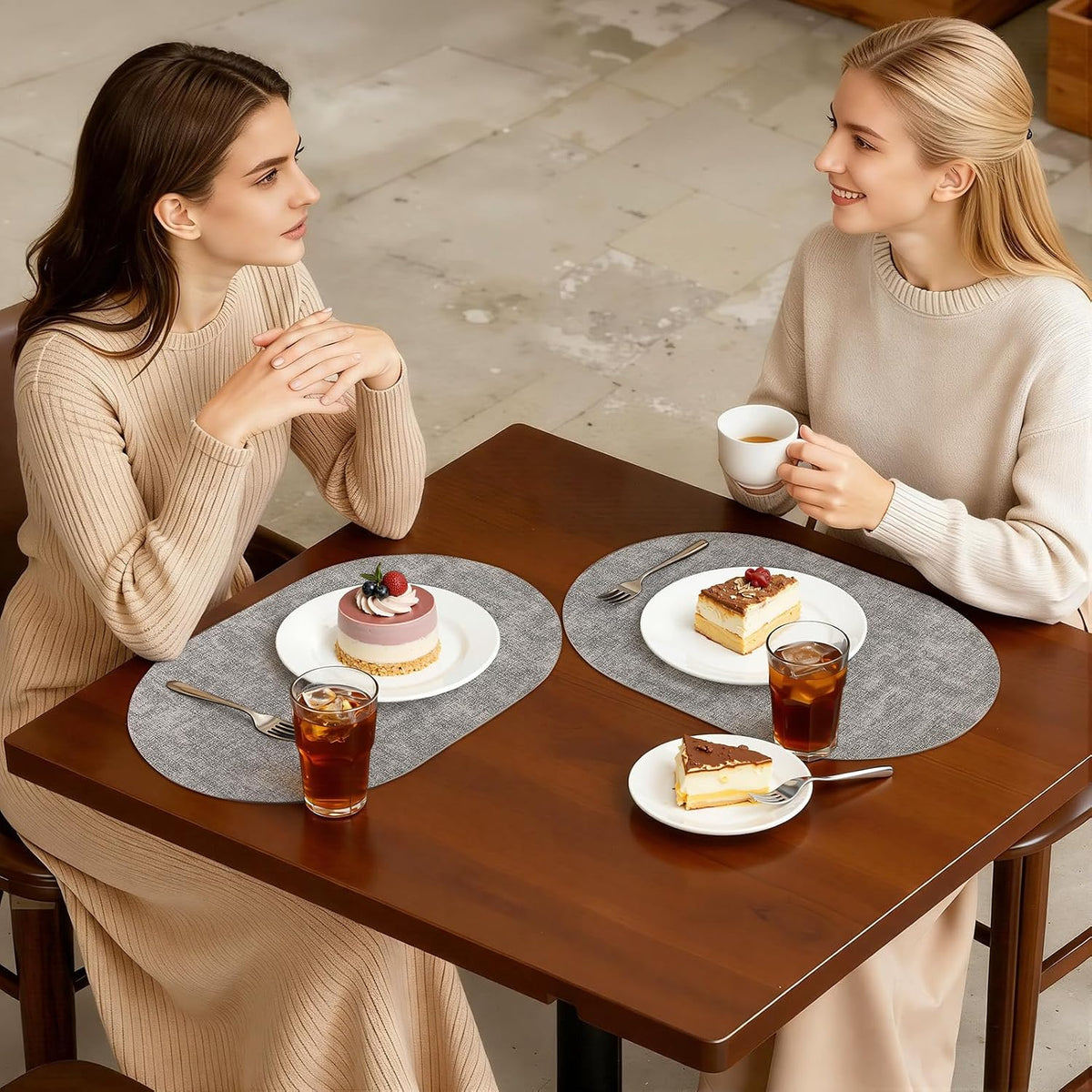 homing Heat Resistant Oval Placemats Set of 6, Light Grey