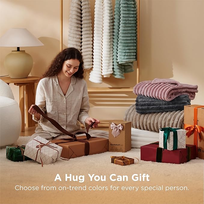 Bedsure GentleSoft Large Fleece Blanket - Image 5