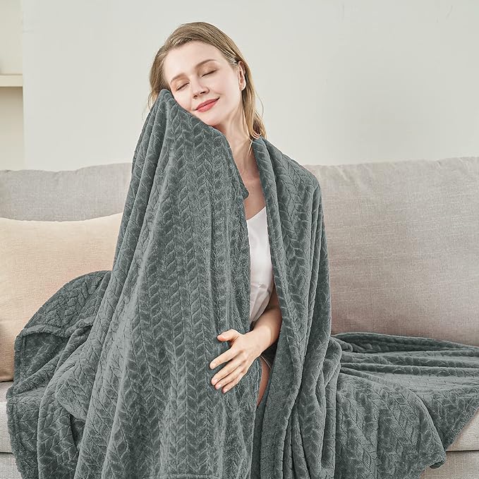 inhand Grey Fleece Queen Blanket - Image 7