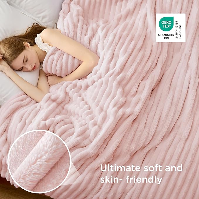 Bedsure GentleSoft Crystal Pink Full Blanket - Image 4