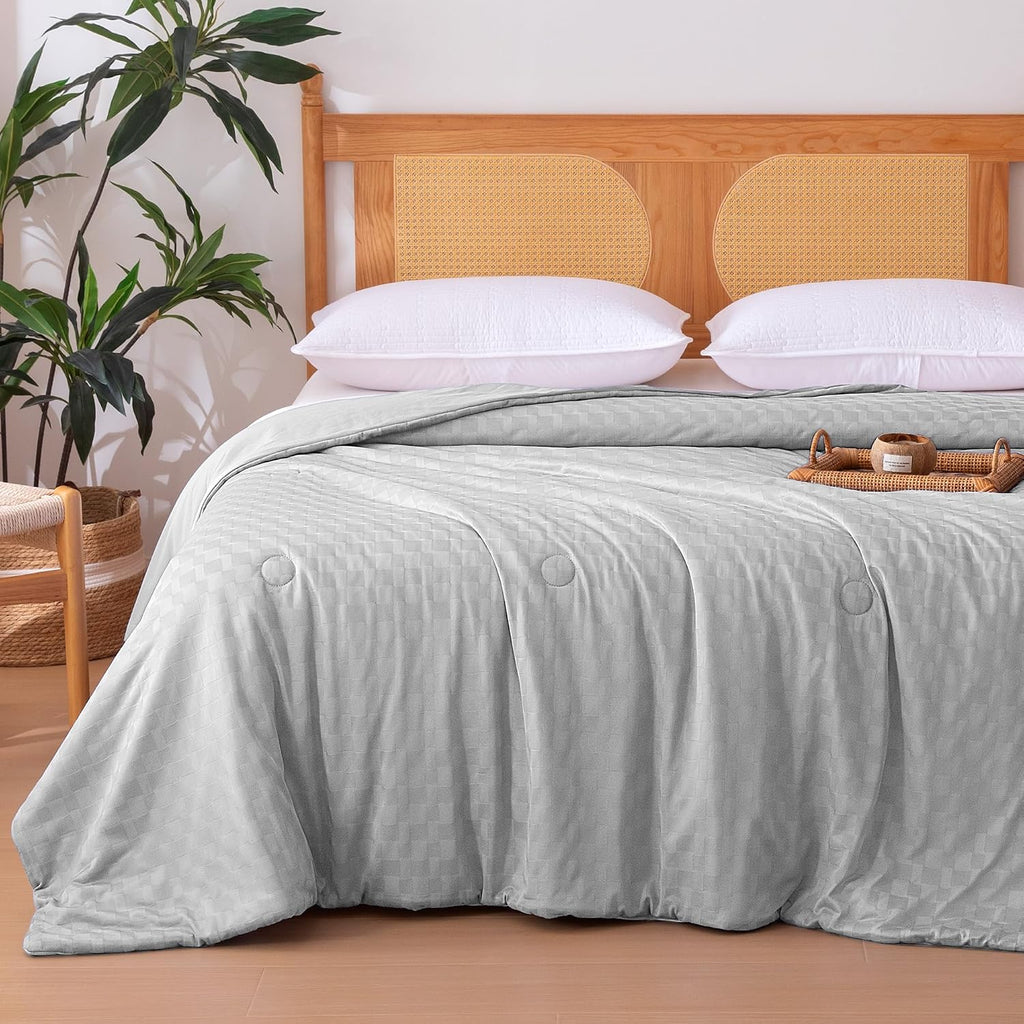 Amazon Basics Cooling Comforter, Soft Lightweight Waffle Weave Blanket for Hot Sleepers, Summer & All Season Bedding to Keep Cool for Night Sweats, 68"x90", Twin, Dark Gray