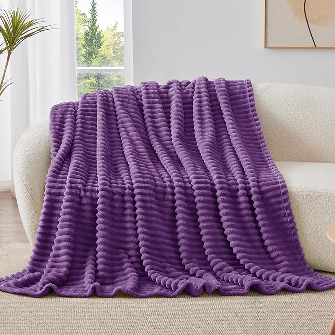 BEDELITE Twin Blanket for Couch & Bed, 300GSM Soft & Warm Fleece Blanket - Image 9