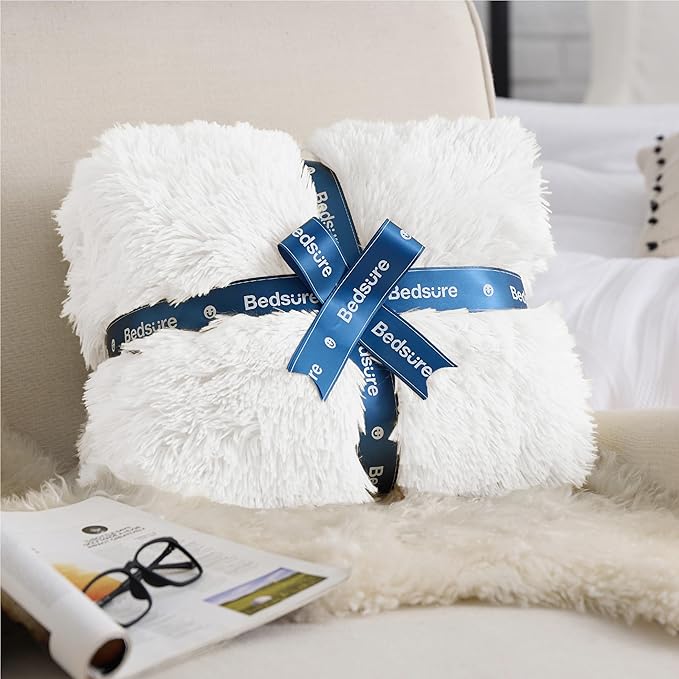 Bedsure GentleSoft Fuzzy Sherpa Faux Fur Twin Blanket White Cozy Gifts - Image 7