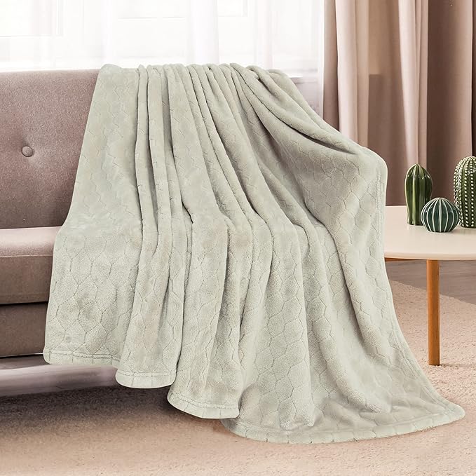 TOONOW Fleece Blanket Super Soft Cozy Throw Blanket 50" x 60", Lightweight - Image 2