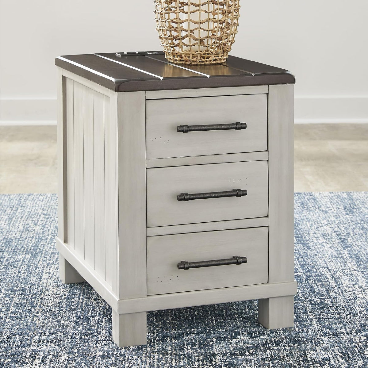 Signature Design by Ashley Chairside End Table with Charging Station