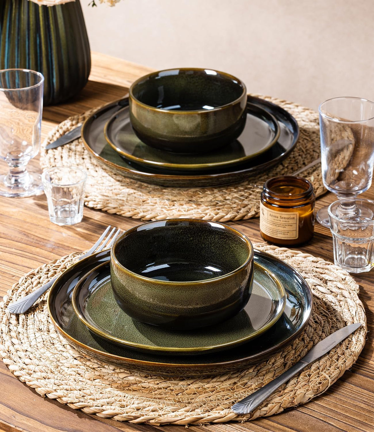 Ceramic Dinnerware Set for 4, 12-Piece Plates and Bowls Set