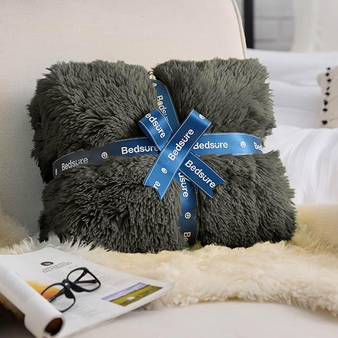 Bedsure GentleSoft Fuzzy Sherpa Faux Fur Twin Blanket Olive Green Cozy Gifts - Image 7
