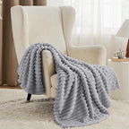 Bedsure Light Grey Fleece Blanket - Image 2