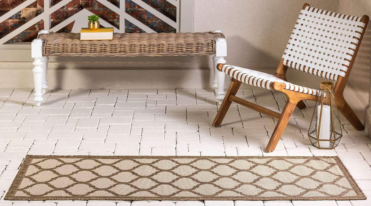 Unique Loom Outdoor Trellis Collection Area Rug - Moroccan (2' 2" x 6' 1" Runner, Beige and Brown/ Beige)