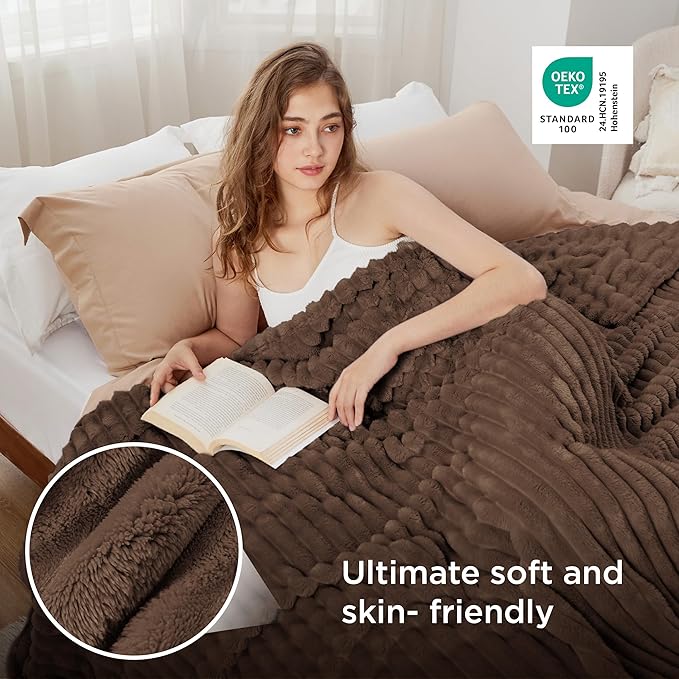 Bedsure GentleSoft Brown Full Blanket - Image 4