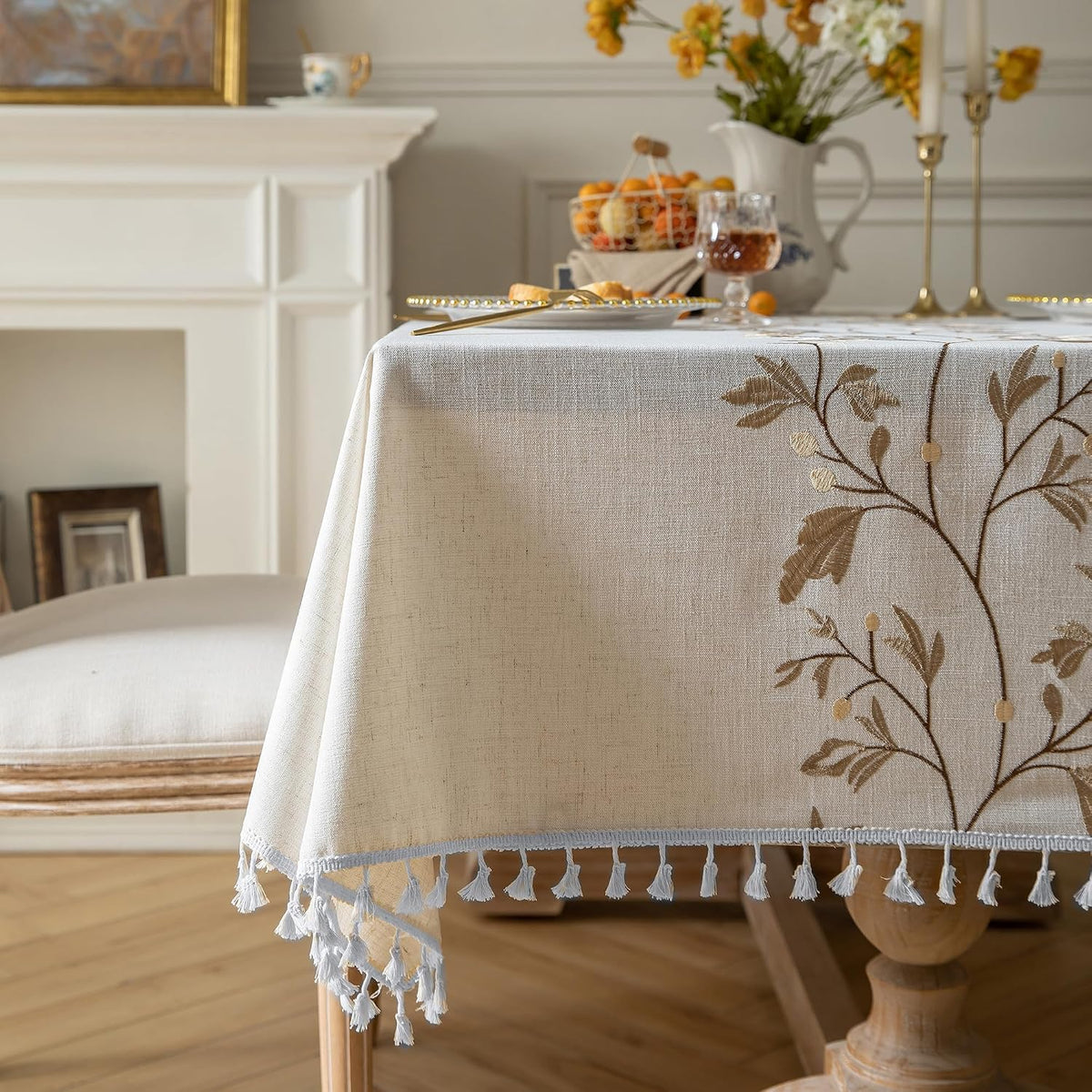 Oubonun Tablecloths for Square Tables, Machine Washable