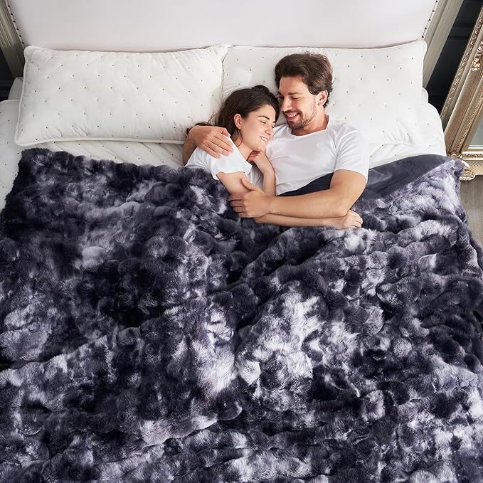 Cozy Bliss Faux Fur Throw Blanket - Image 4