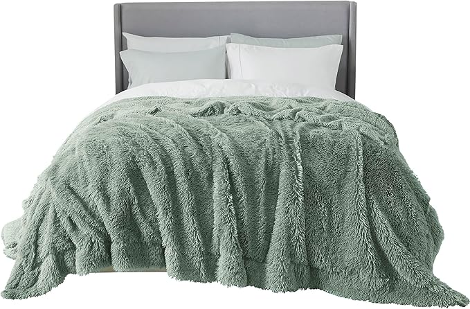 Bedsure GentleSoft Fluffy Sage Green King Size Blanket - Image 9