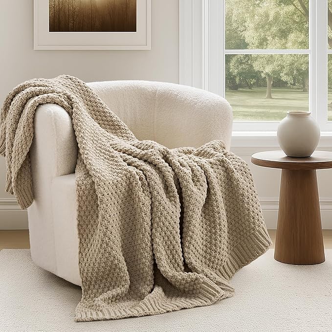 EVERGRACEHOME Chunky Chenille Knit Throw Blanket by EVERGRACEHOME
