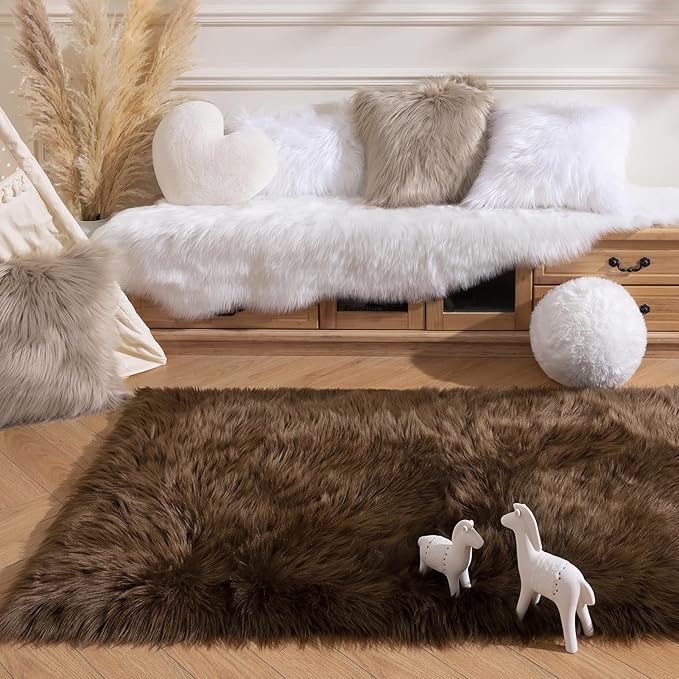 Ashler Faux Fur Rug - Image 3