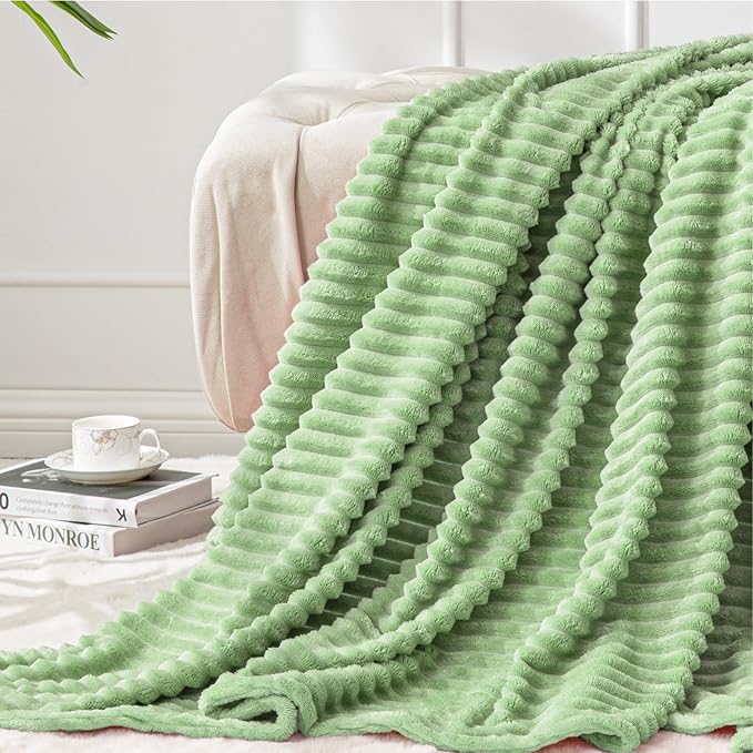 BEDELITE Fleece Throw Blanket for Couch – 3D Ribbed Jacquard Soft and Warm by BEDELITE