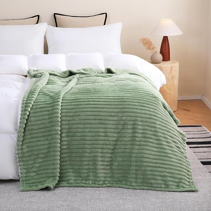 Sage Green Fleece Throw Blanket 50”×70” by linecooo