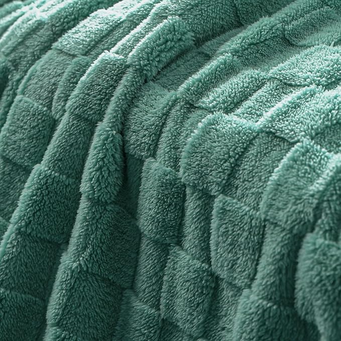 Exclusivo Mezcla Fleece Throw Blanket - Image 5