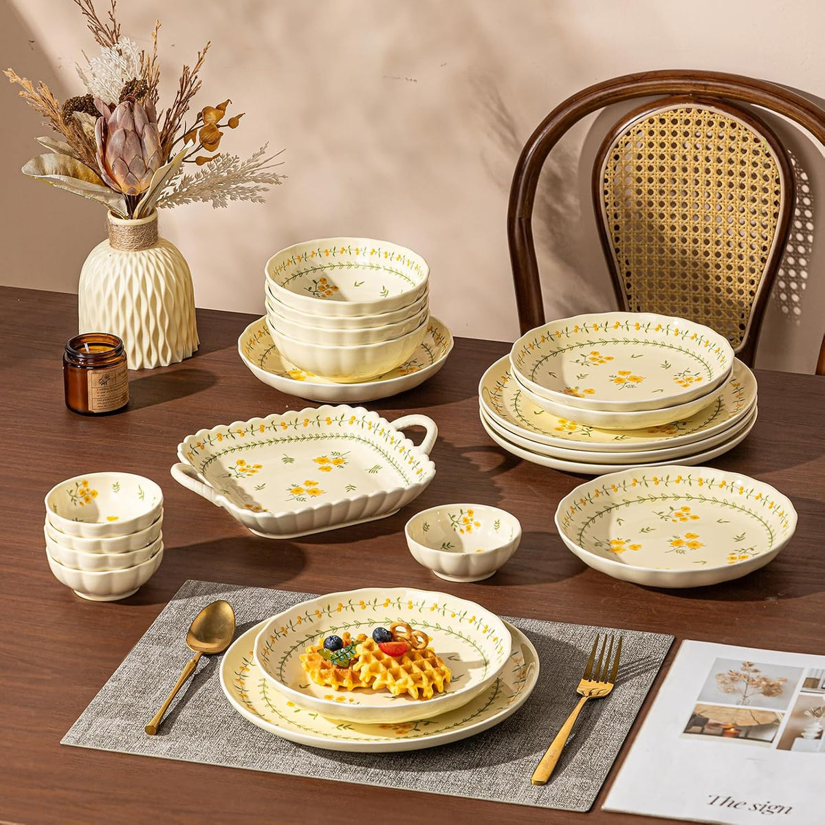 Ceramic Dinnerware Set, Series Kavara Ⅱ, (Yellow Spring Primrose)