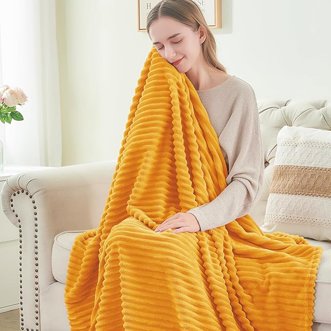 BEDELITE Fleece Blanket - Image 4
