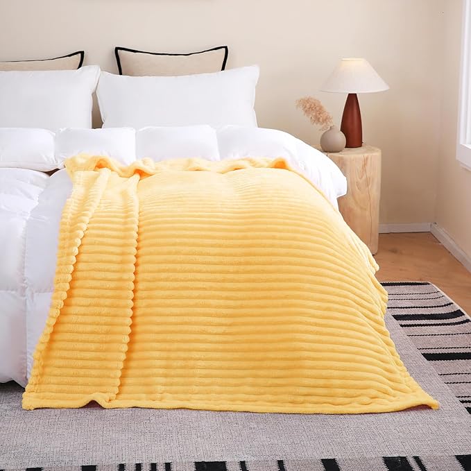 Light Yellow Fleece Throw Blanket 60”×80” - Image 3