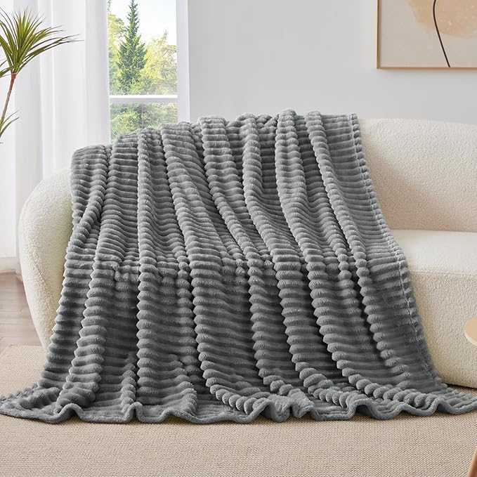 BEDELITE Twin Blanket for Couch & Bed, 300GSM Soft & Warm Fleece Blanket - Image 9