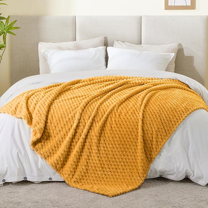 BEDELITE Fleece Blanket - Image 3