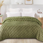 Exclusivo Mezcla Twin Size Flannel Fleece Blanket, Super Soft and Warm - Image 3