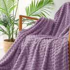Exclusivo Mezcla Fleece Queen Blanket - Image 5