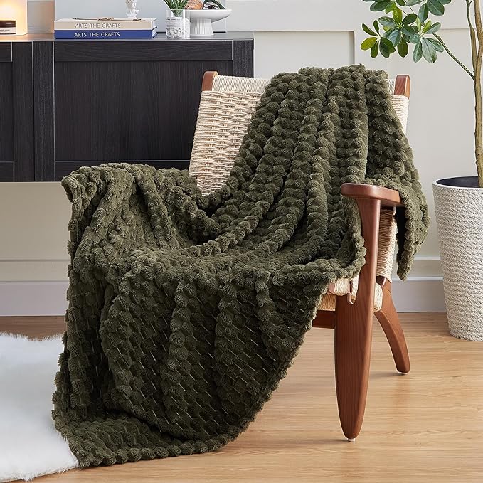 EXQ Home Fleece Blanket Twin Size by EXQHomeTexitleCoLtd