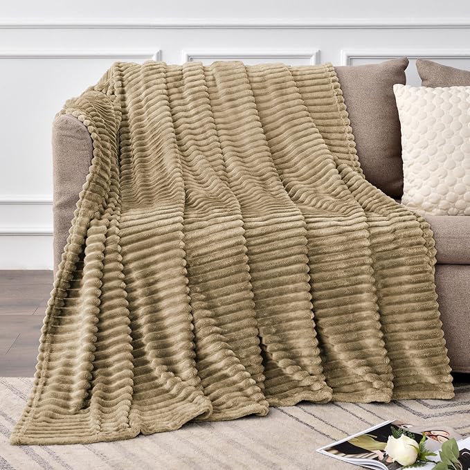 BEDELITE Fleece Throw Blanket for Couch – 3D Ribbed Jacquard Soft and Warm - Image 2