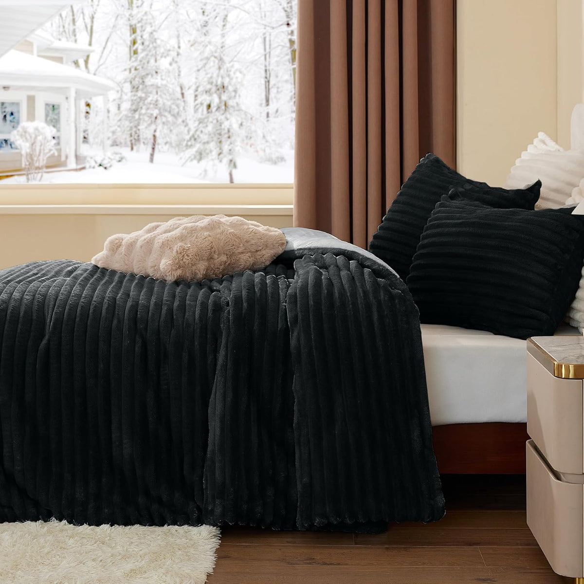 BEDELITE Fleece Queen Comforter Set, Fluffy Bed Set, Black