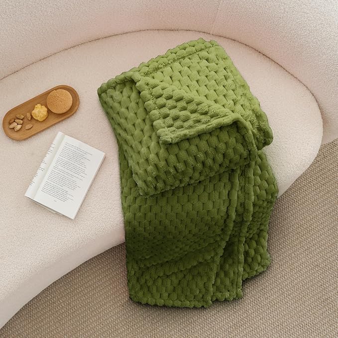 BEDELITE Fleece Blanket - Image 6
