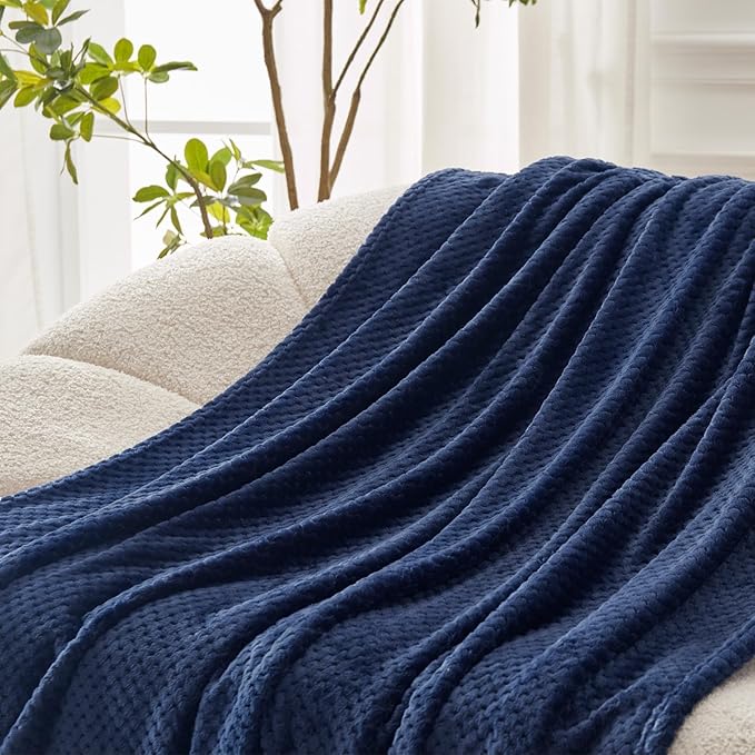 Exclusivo Mezcla Fleece Throw Blanket Extra Large, Super Soft and Warm Blankets - Image 4