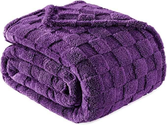 Exclusivo Mezcla Queen Size Flannel Fleece Blanket, Super Soft and Warm by ExclusivoMezcla