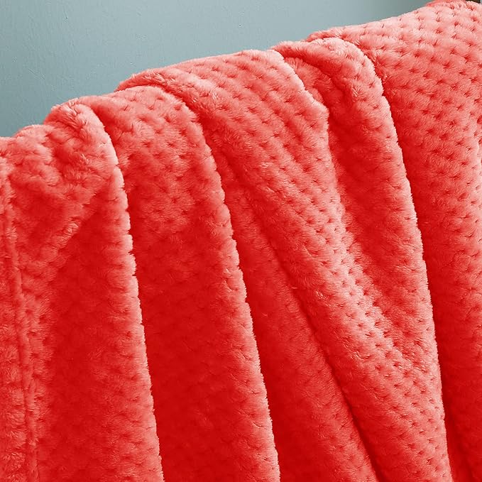 Exclusivo Mezcla Fleece Throw Blanket, Super Soft and Warm Blankets - Image 5