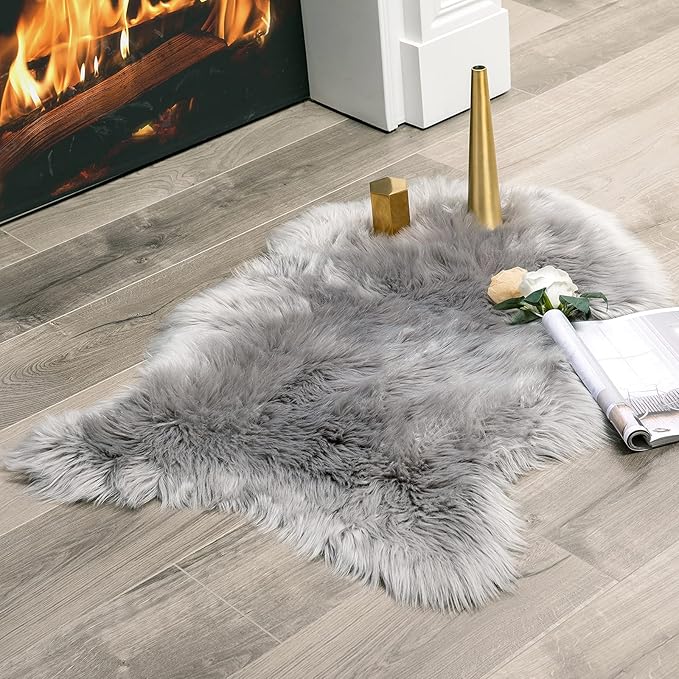 MIULEE Fluffy Rug Soft Shaggy Faux Fur Area Rug Luxury Plush Sheepskin Carpet by MIULEE
