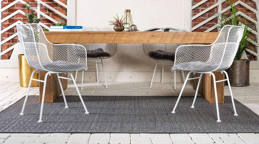 Unique Loom Outdoor Modern Collection Area Rug - Links (2' 2" x 3' 1" Rectangle, Gray/ Silver)