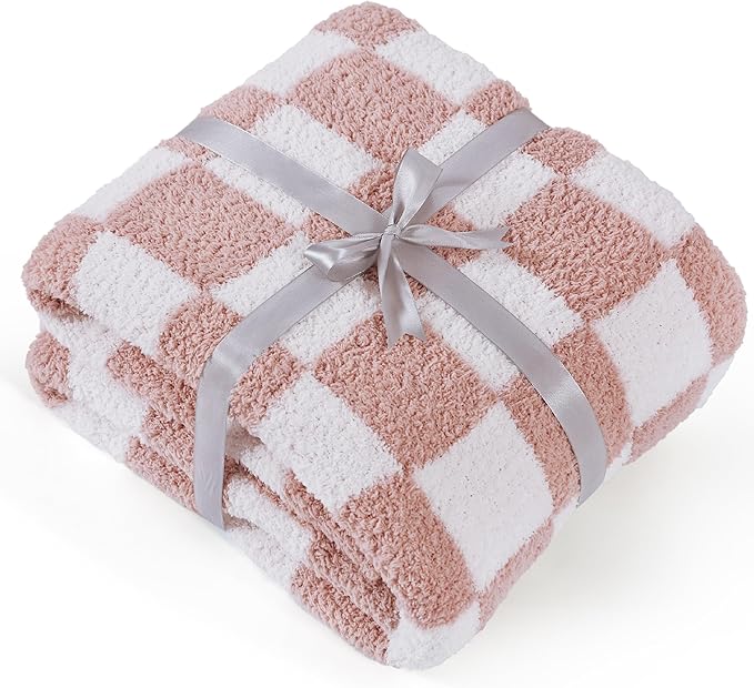 Bedsure GentleSoft Pink Checkered Throw Blanket - Image 2