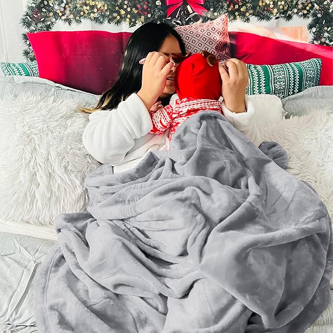 Bedsure GentleSoft Fleece Throw XL Blanket Light Grey - Image 5