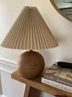 JONATHAN Y Aksel Sphere Table Lamp Coastal 17.25", Brown Wood Finish