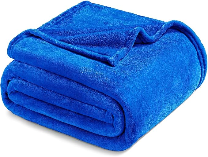 Exclusivo Mezcla Fleece Blankets Queen Size by ExclusivoMezcla