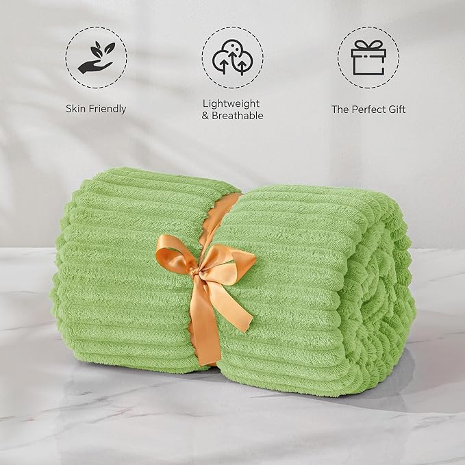 BEDELITE Sage Green Throw Blanket - Image 4