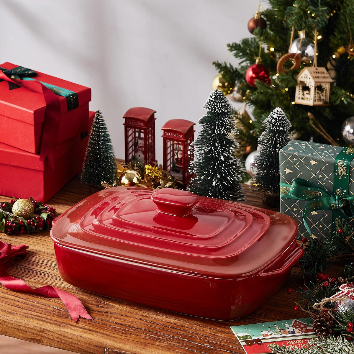 Large Ceramic Casserole Dish with Lid, 4 QT Baking Dish,Red